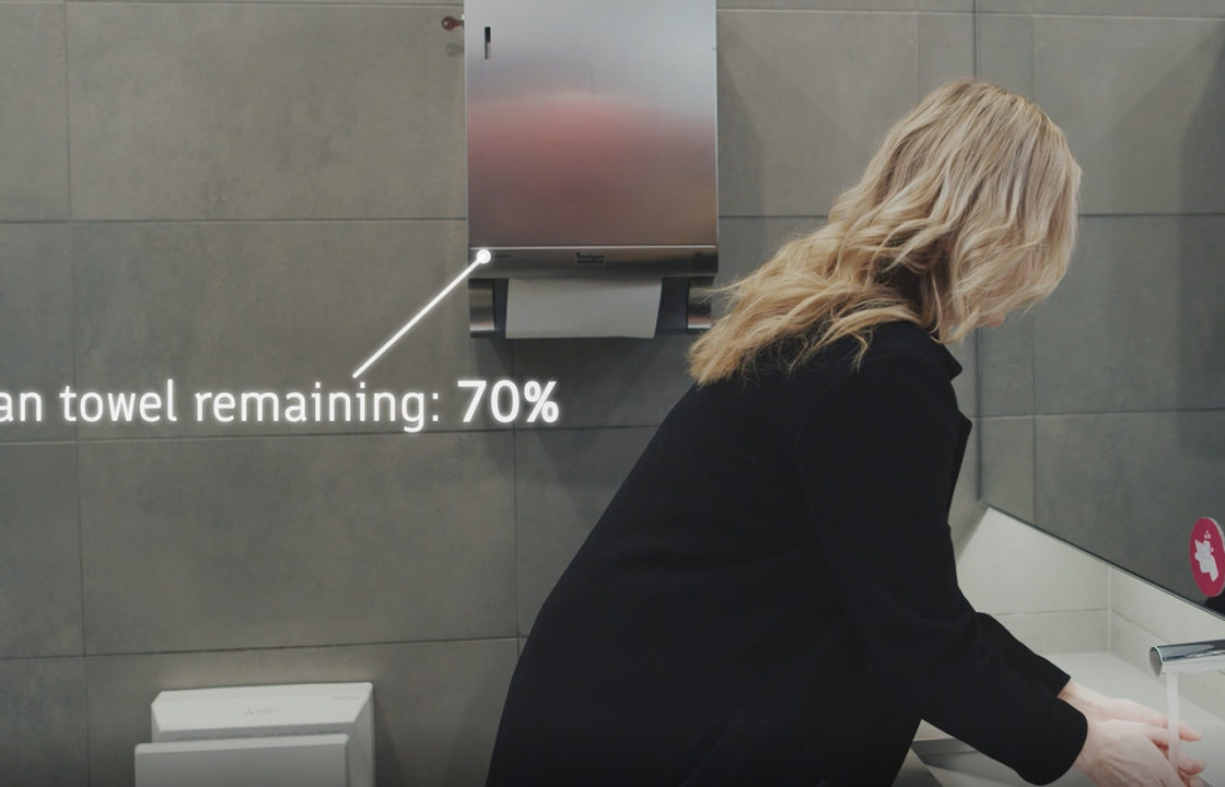 Smart Washroom dispenser showing 70% towel remaining, IoT, smart washrooms