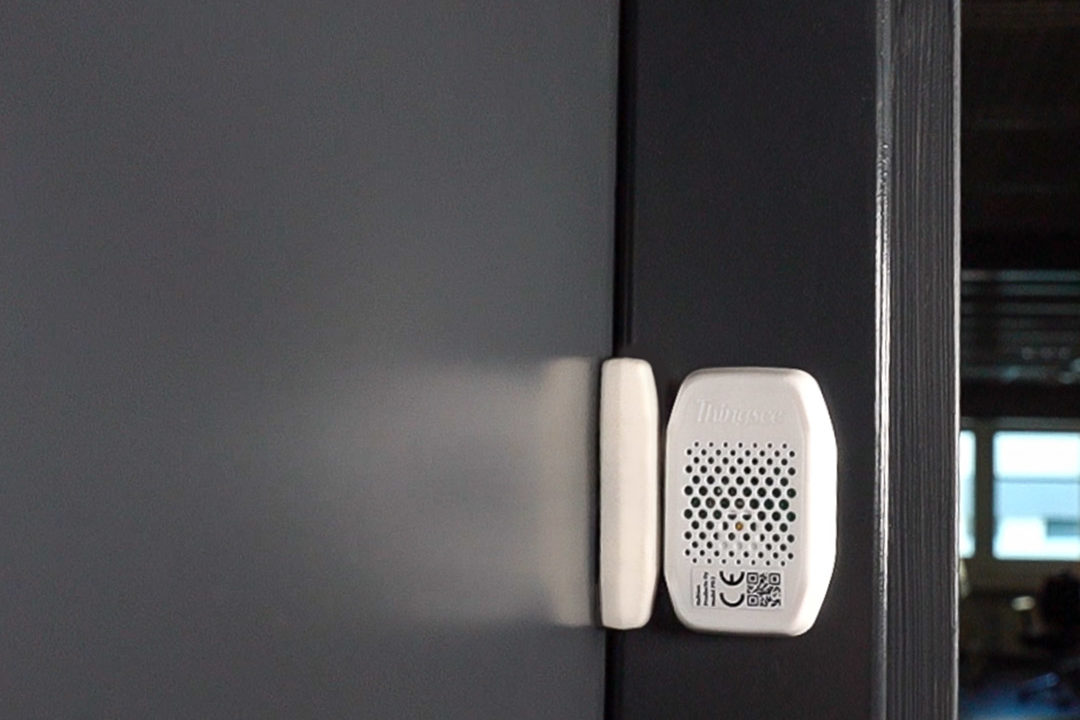 Thingsee ENVIRONMENT IoT device installed on a door frame
