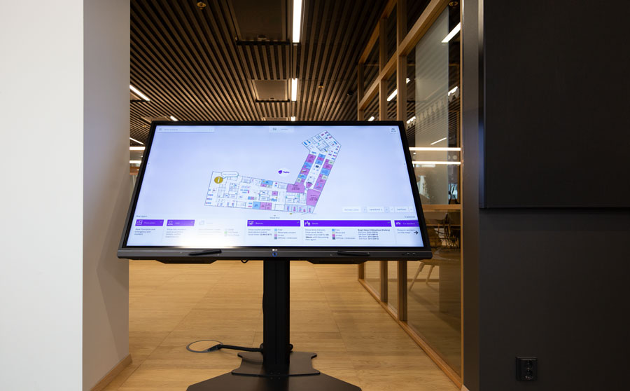 Empathic Building digital twin on an info screen at Telia Oslo office